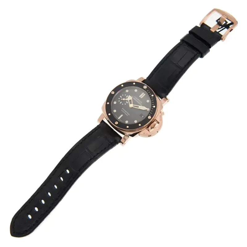 Panerai Submersible Men Automatic Black Alligator Watch PAM00974