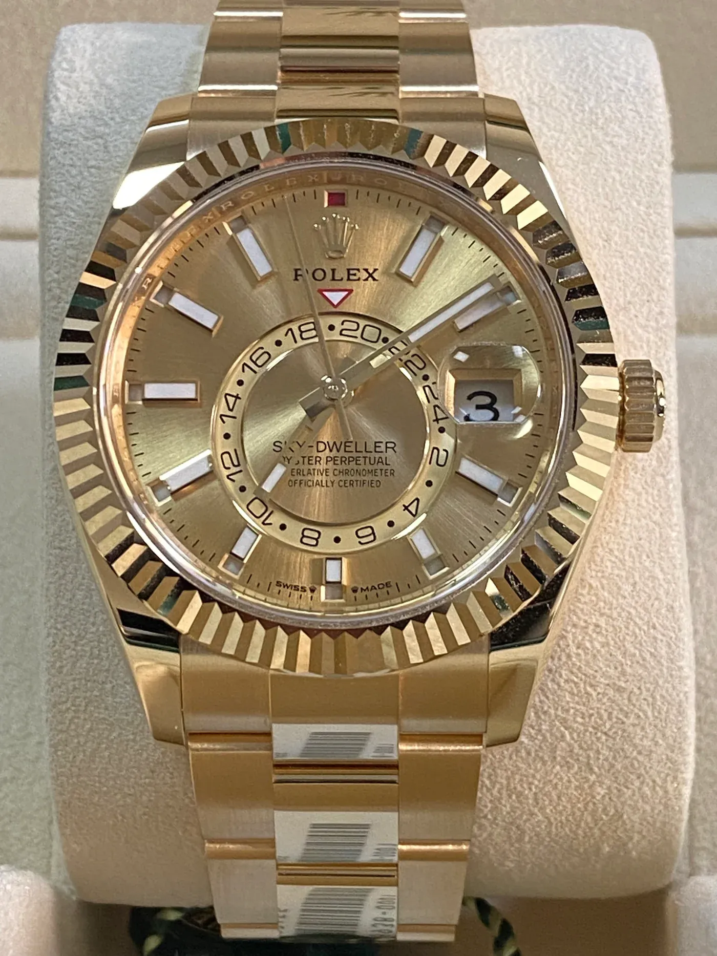 Superclone Rolex Sky-Dweller 42 mm Champagne Dial 336938