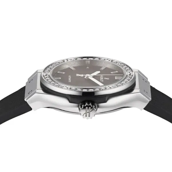 Hublot Classic Fusion Women Automatic Black Rubber Watch 582.NX.1170.RX.1204