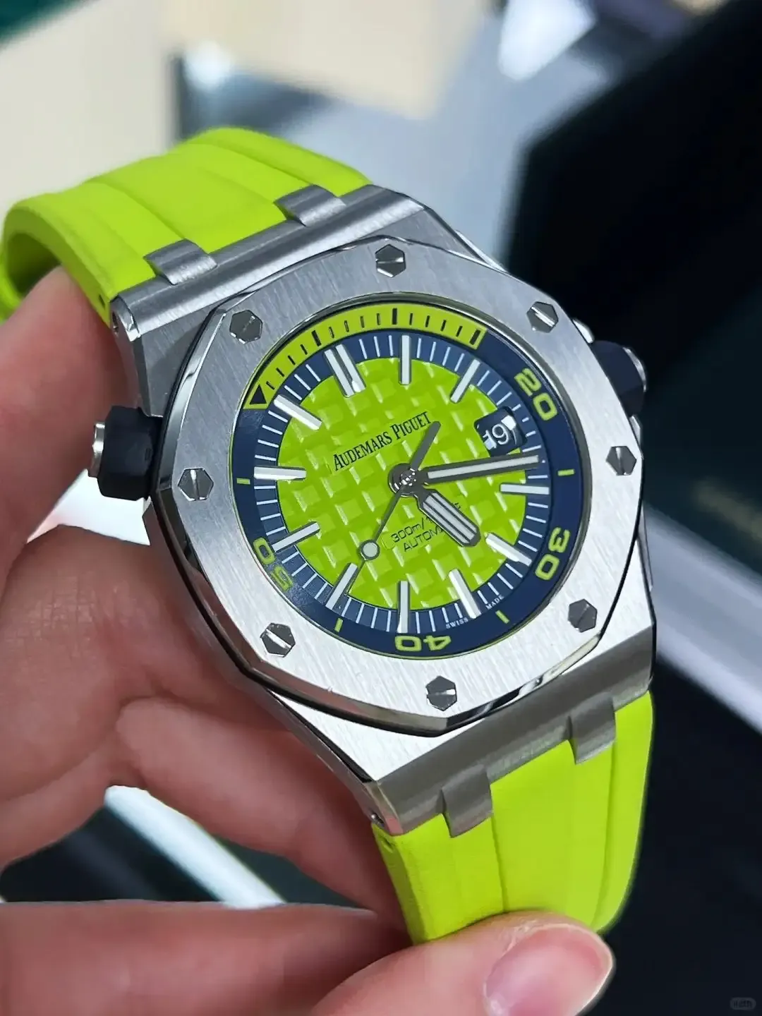 Audemars Piguet Royal Oak Offshore Diver Chronograph Green 26703ST.OO.A038CA.01
