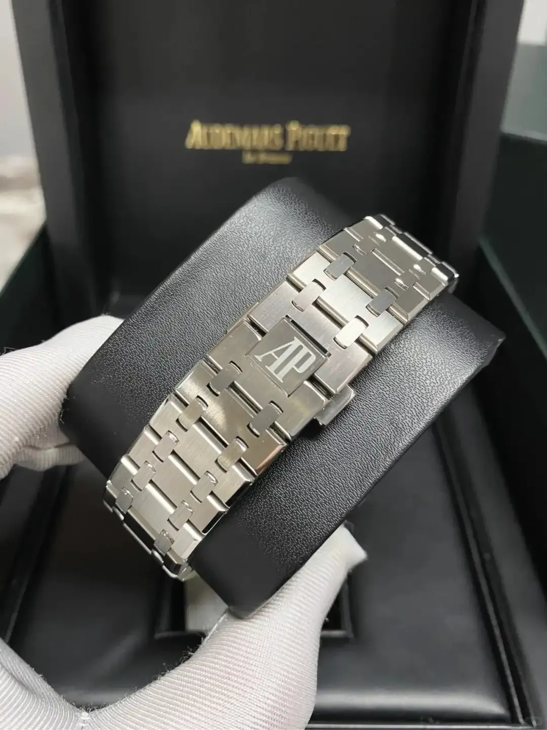 Audemars Piguet Royal Oak Selfwinding Chronograph Silver 26331ST.OO.1220ST.03