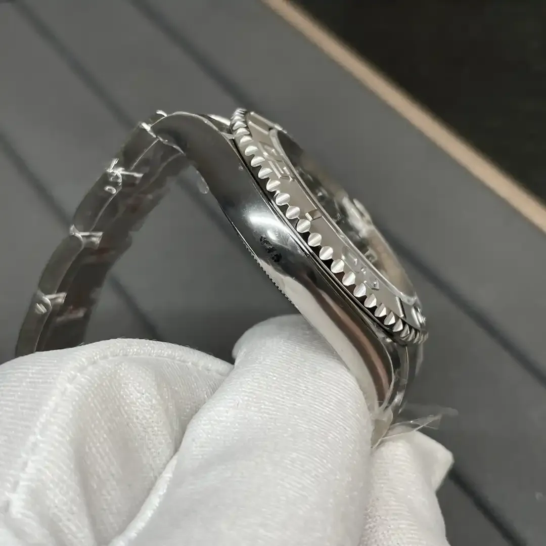 Superclone Rolex Yacht-Master Rhodium Dial 126622 40mm