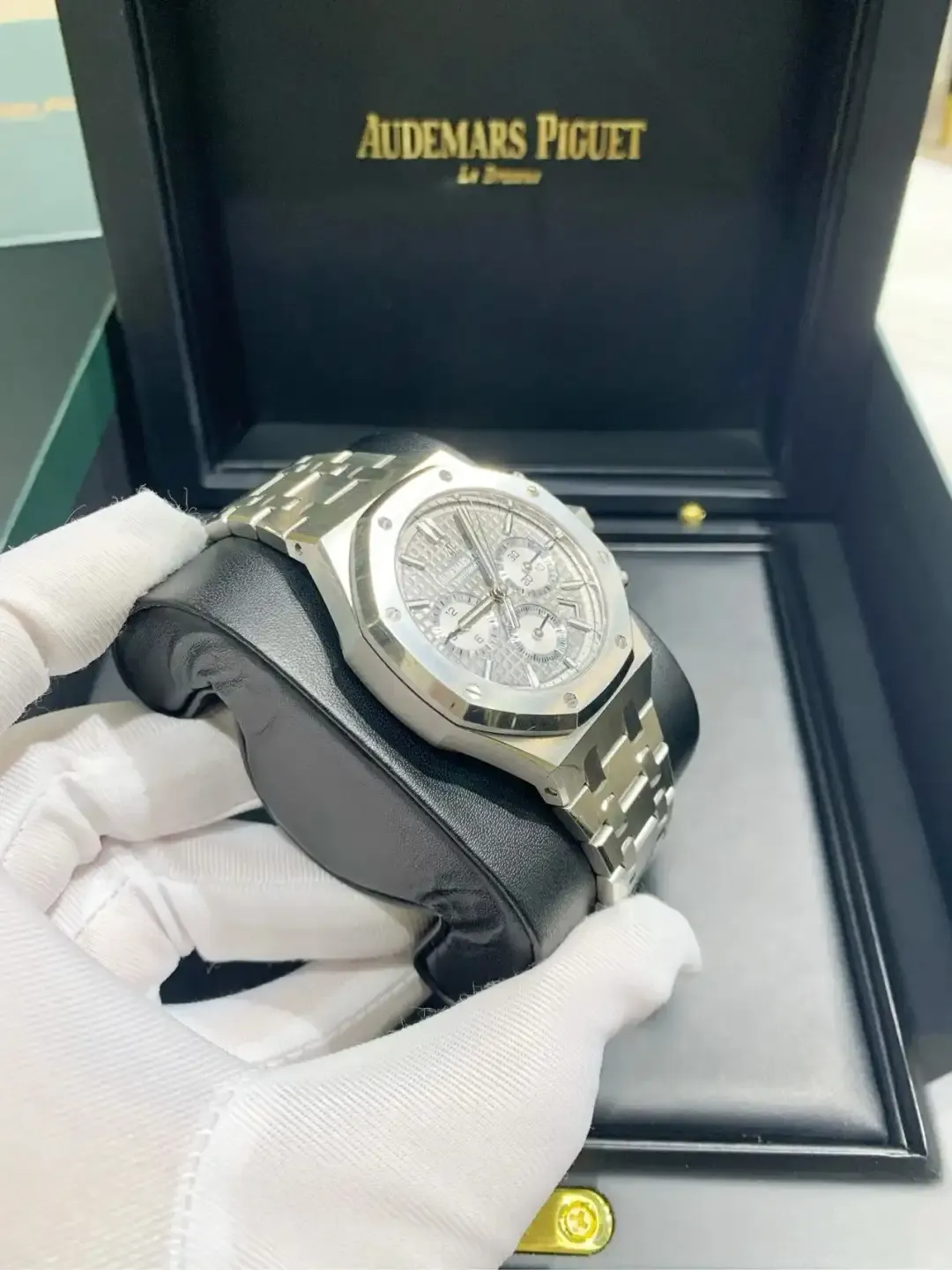 Audemars Piguet Royal Oak Offshore Selfwinding Chronograph Gray 26315ST.OO.1256ST.02