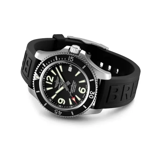 Breitling Superocean Men Automatic Black Rubber Watch A17366021B1S1