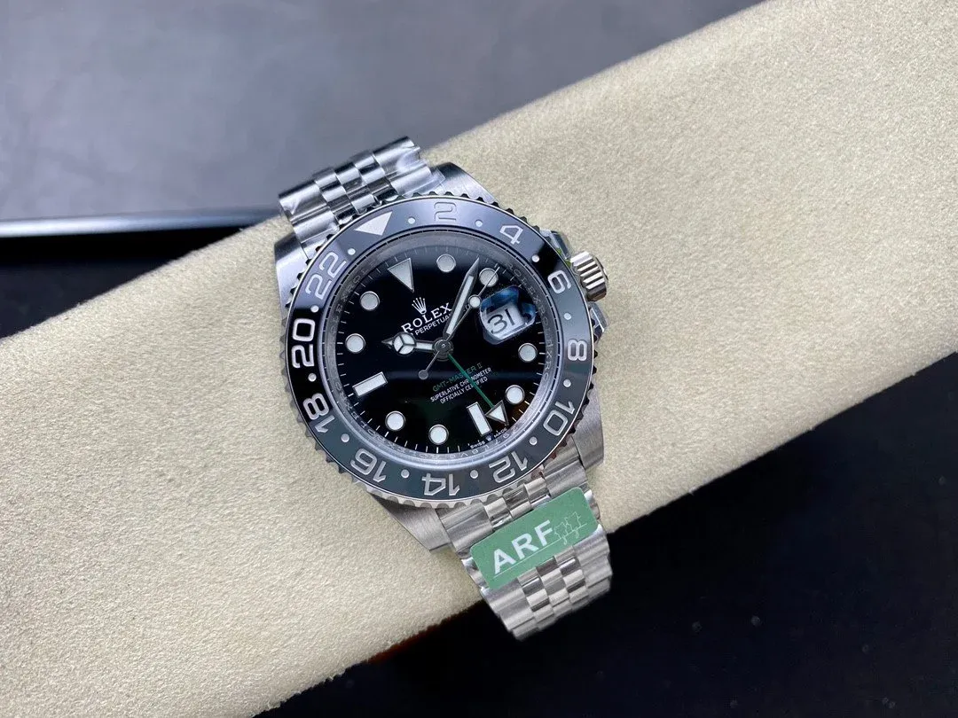 Superclone Rolex GMT-Master II 126710GRNR  Bruce Wayne  Jubilee 2024