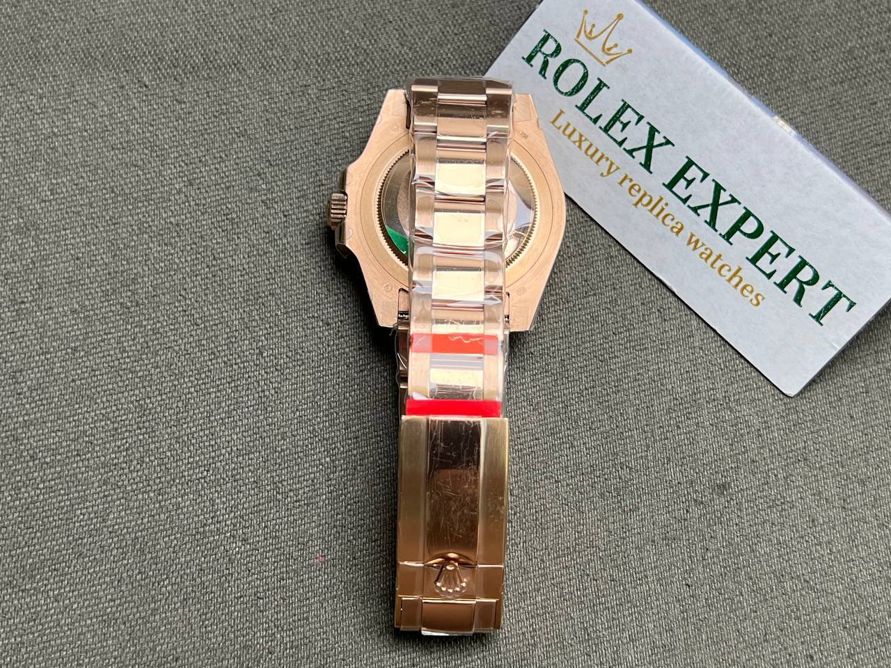 Superclone Rolex GMT-Master II 40 mm 126715CHNR Tiger Iron Dial