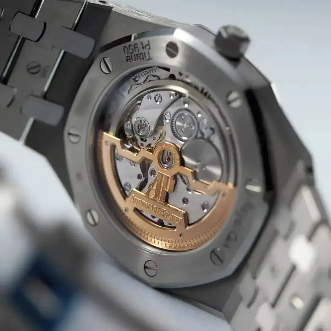 Audemars Piguet Royal Oak Jumbo Extra-Thin Blue 15202IP.OO.1240IP.01