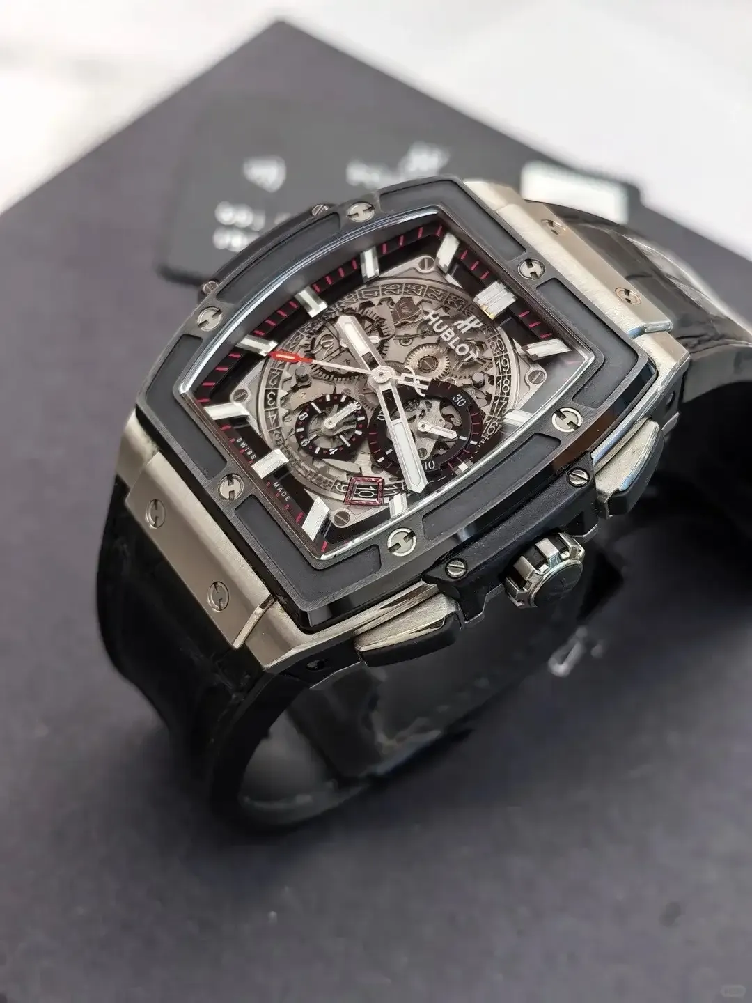 Hublot Spirit Of Big Bang Men Automatic Black Rubber Watch 601.NM.0173.RX