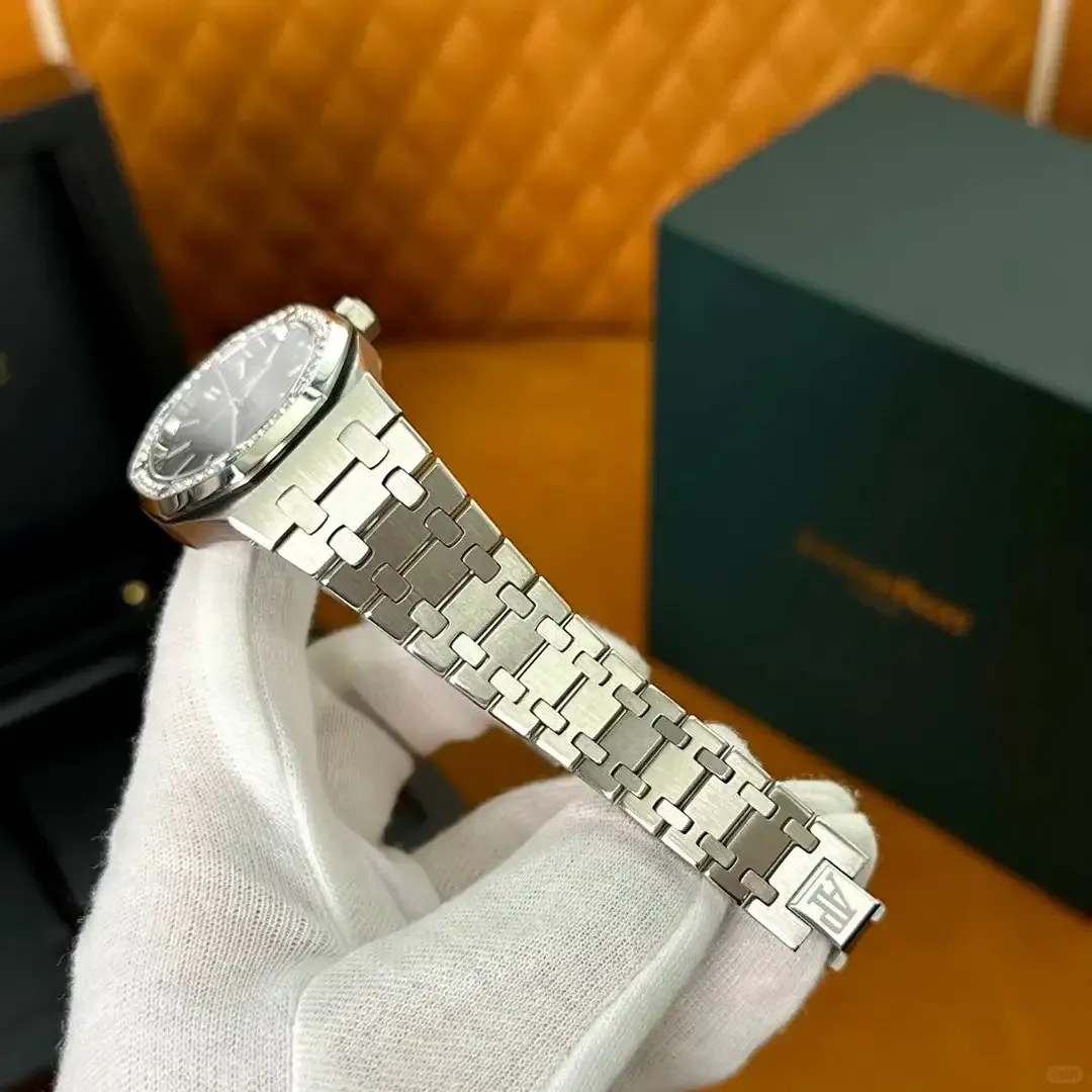 Audemars Piguet Royal Oak Selfwinding Black 15451ST.ZZ.1256ST.01