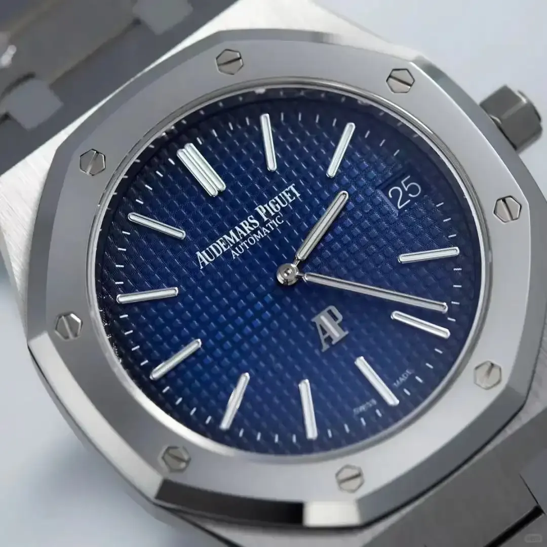 Audemars Piguet Royal Oak Jumbo Extra-Thin Blue 15202IP.OO.1240IP.01
