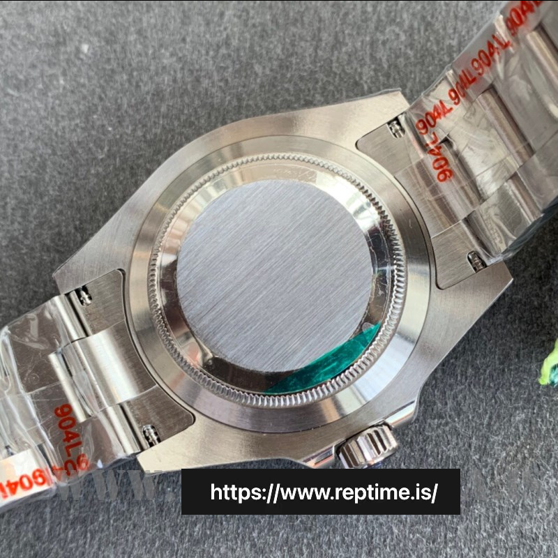Rolex Submariner 124060 Men Automatic 41MM
