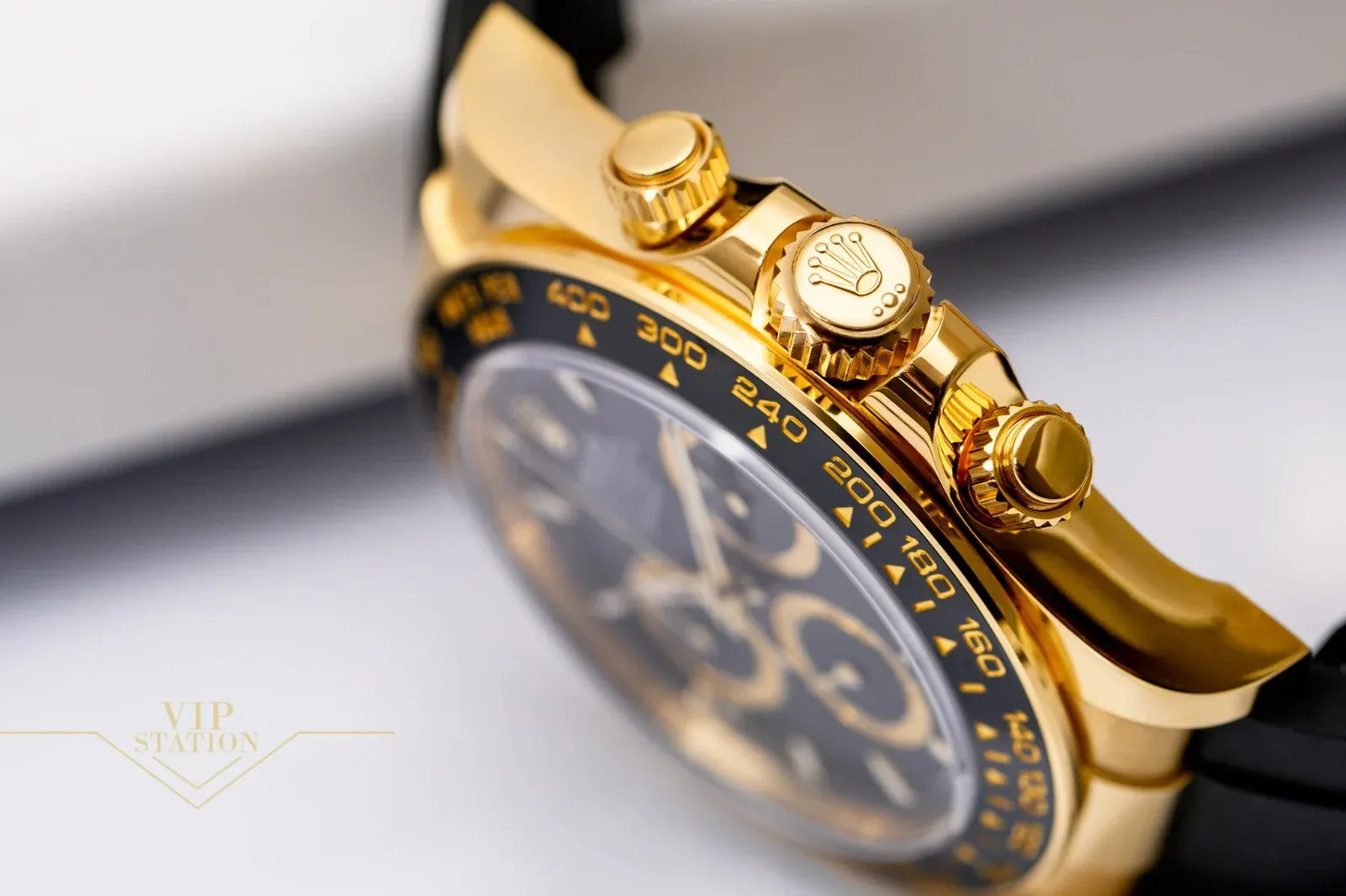 Superclone Rolex Daytona 40 mm Black Dial 126518LN